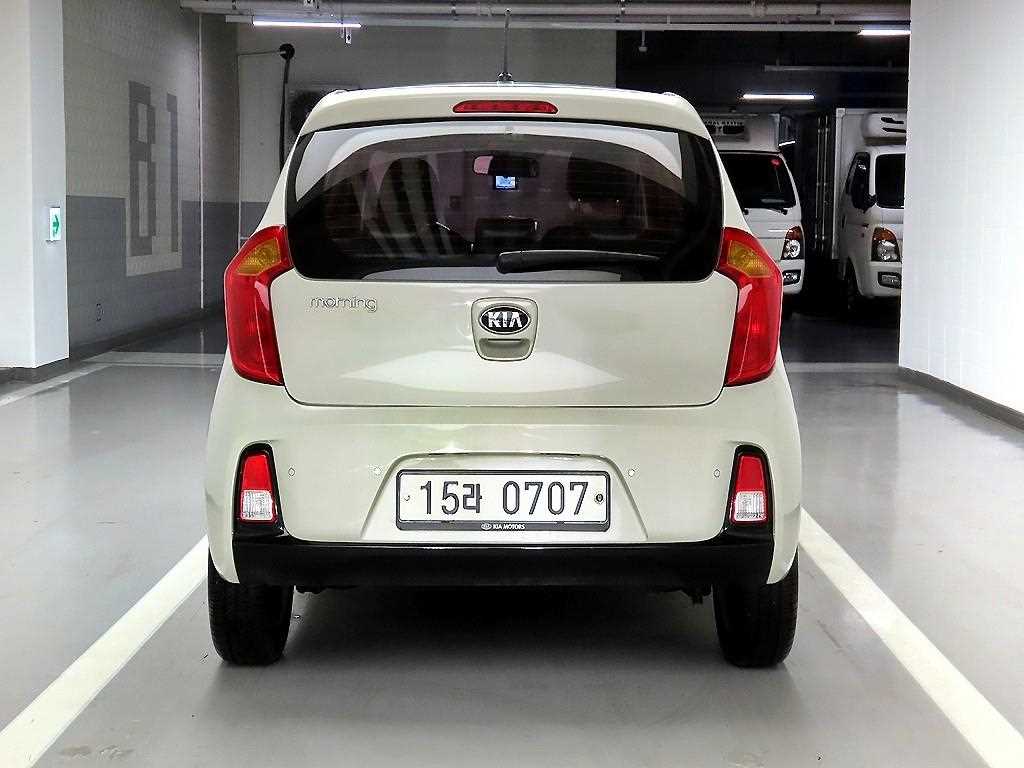 KIA Morning - Vista 3