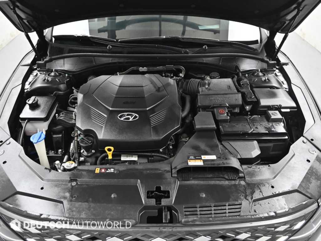 HYUNDAI Grandeur - Vista 6