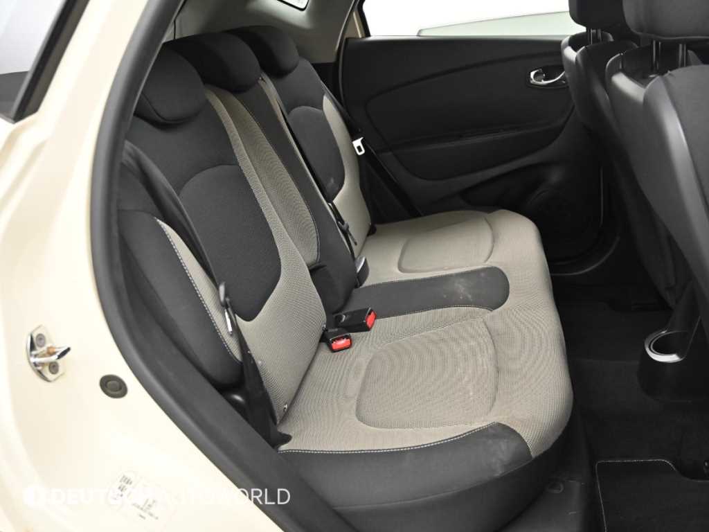 SAMSUNG QM3 - Vista 11