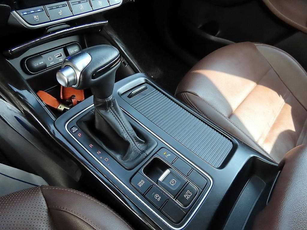 KIA Sorento - Vista 10