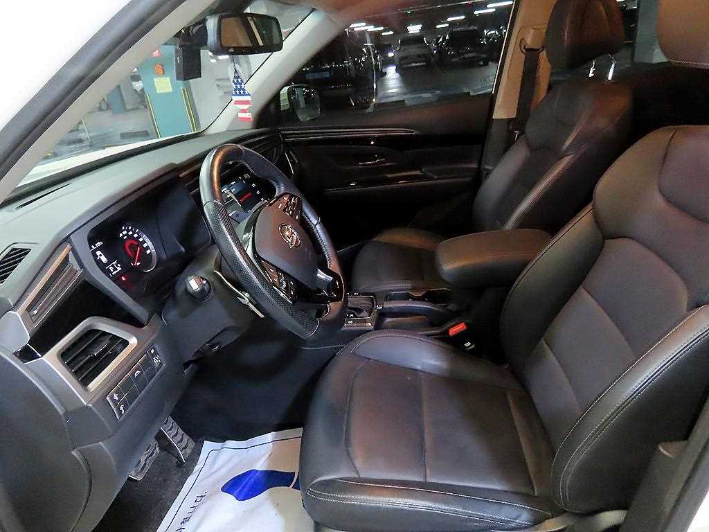 Ssangyong Korando - Vista 6