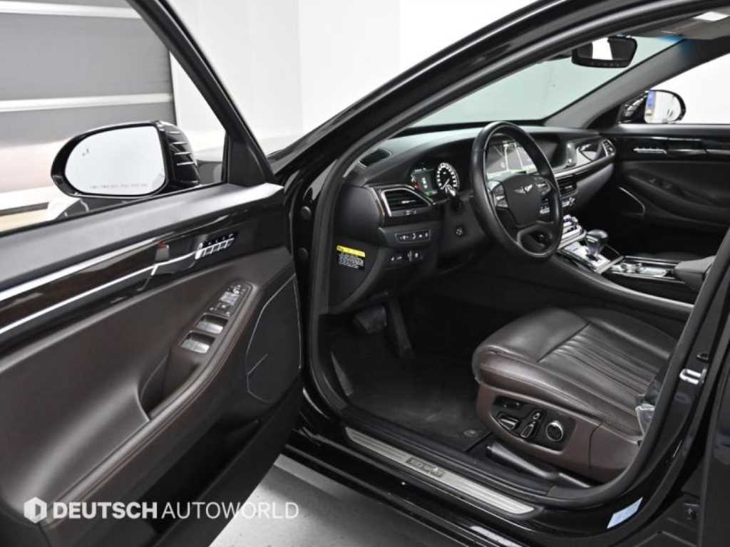 Genesis EQ900 - Vista 10