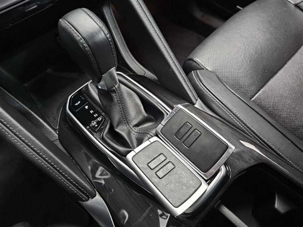 SAMSUNG QM6 - Vista 11