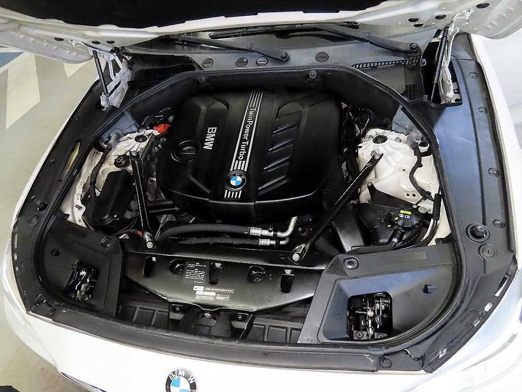 BMW Gran Turismo 2017 Blanco - Importación desde Corea - HF Imports Iquique - Foto 19