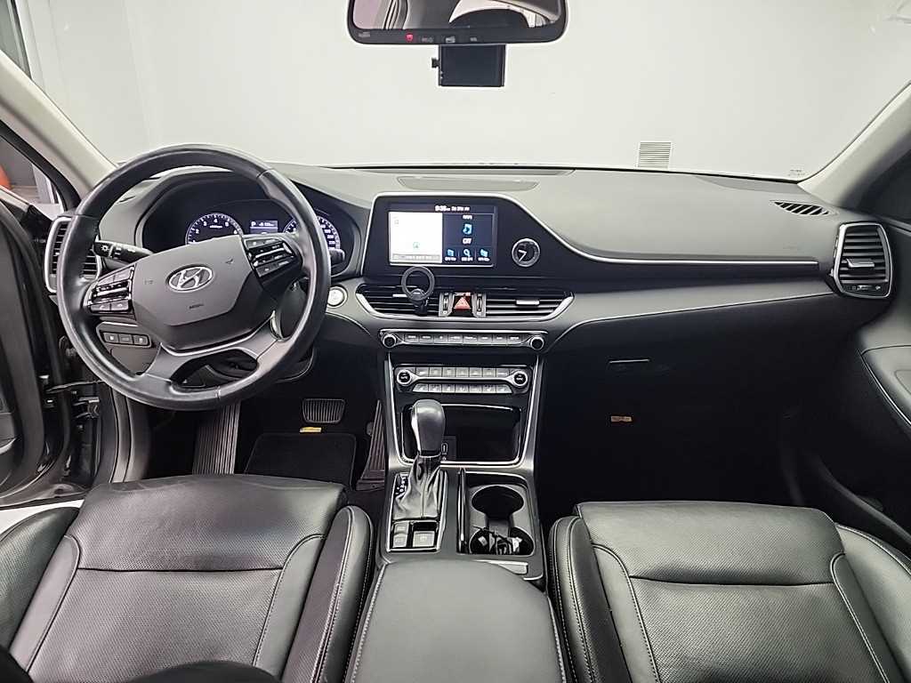 HYUNDAI Grandeur - Vista 7