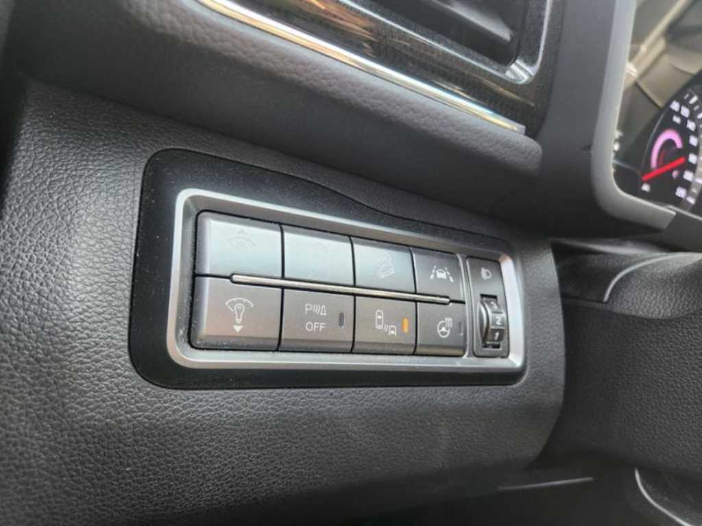 Ssangyong Tivoli - Vista 7