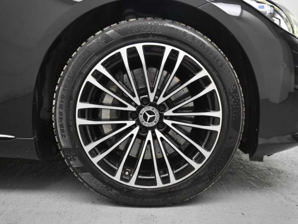 Mercedes Benz S Class - Vista 5