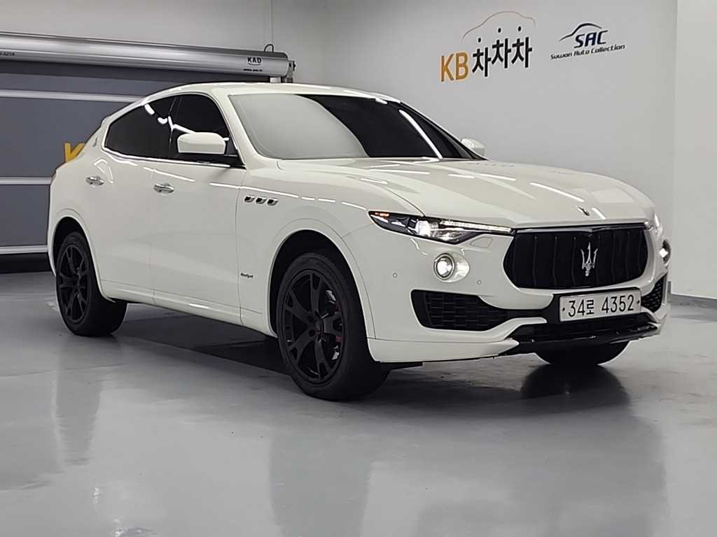 Maserati Levante - Vista 4