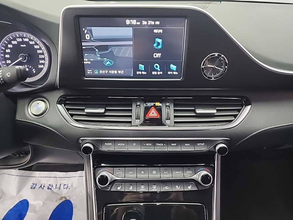 HYUNDAI Grandeur - Vista 10