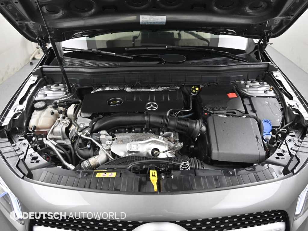 Mercedes Benz GLB Class - Vista 6