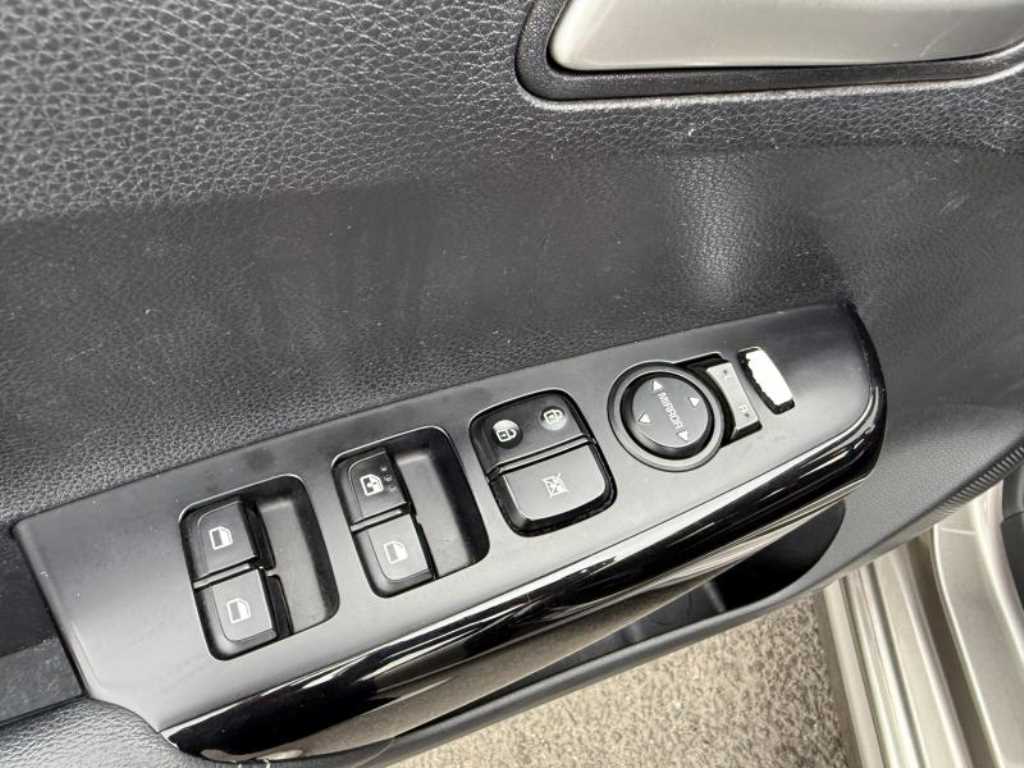 KIA Morning - Vista 11