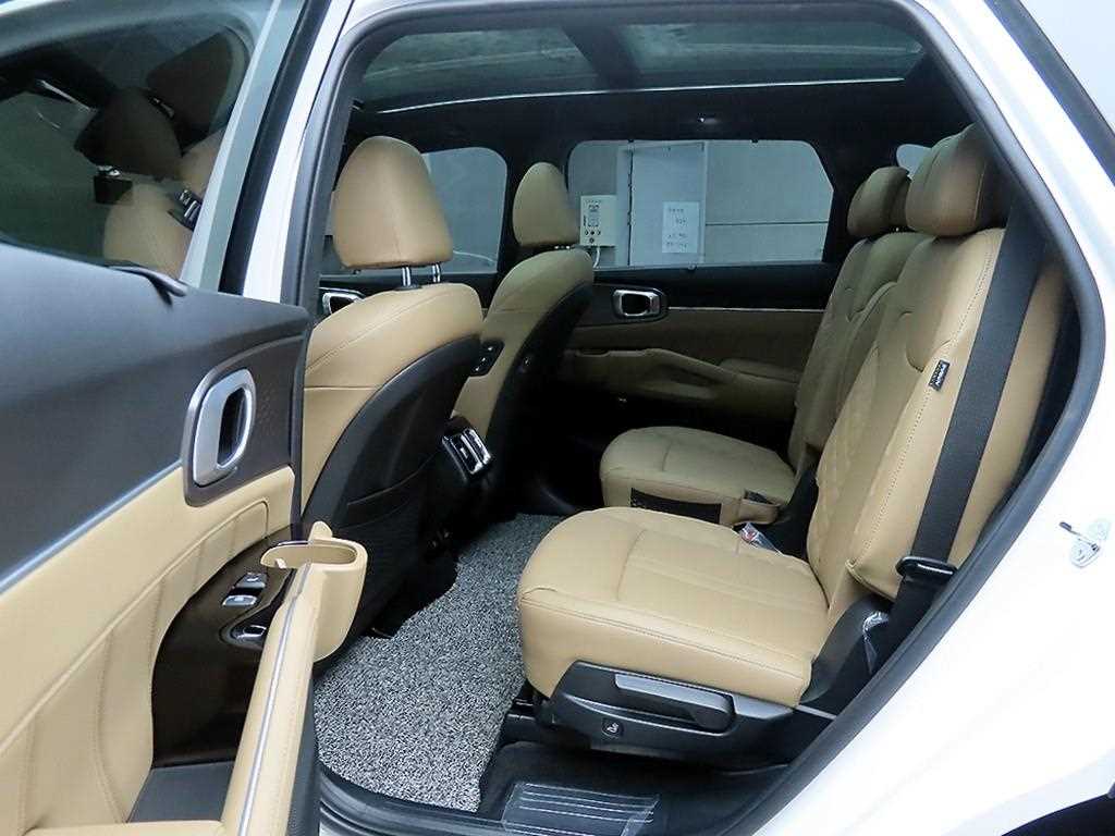 KIA Sorento - Vista 6