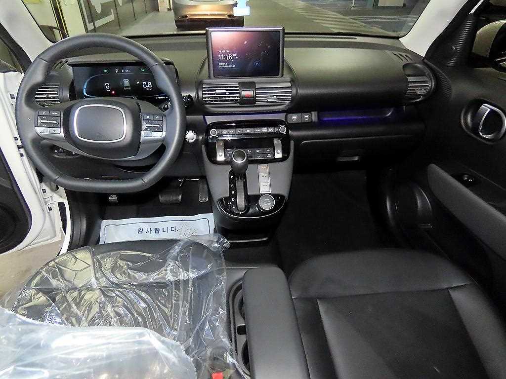 HYUNDAI Casper - Vista 11