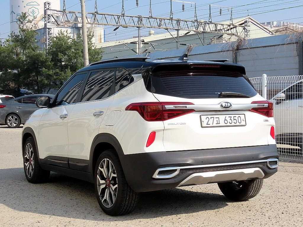 KIA Seltos - Vista 3