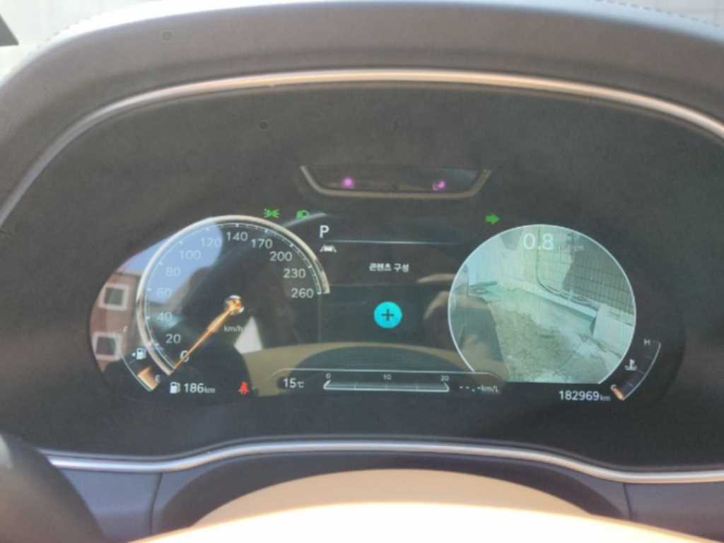 Genesis GV80 - Vista 8