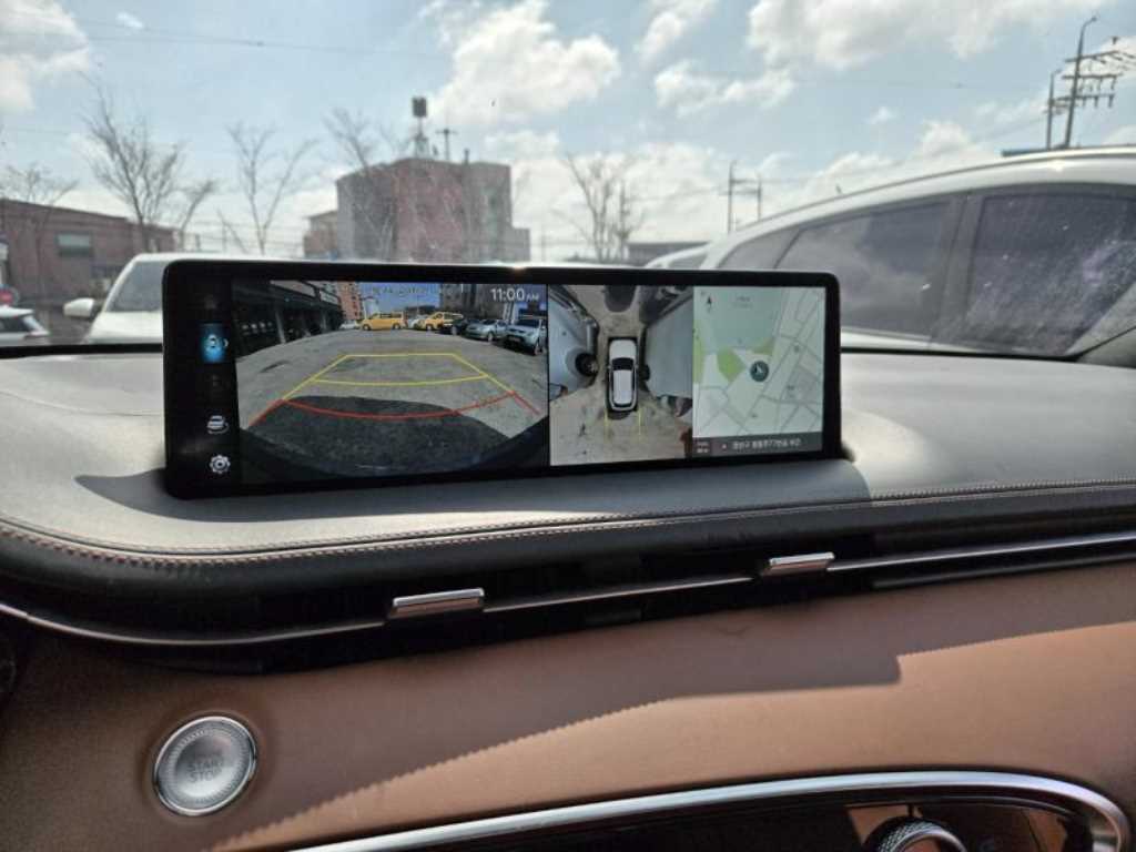 Genesis GV70 - Vista 4