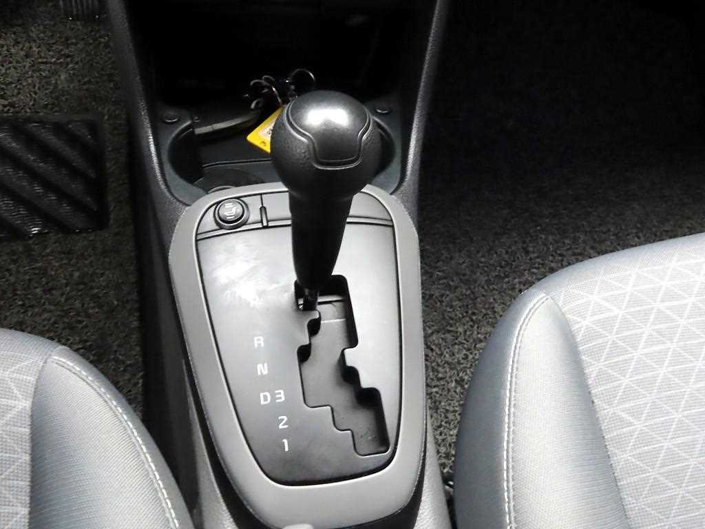 KIA Morning - Vista 11