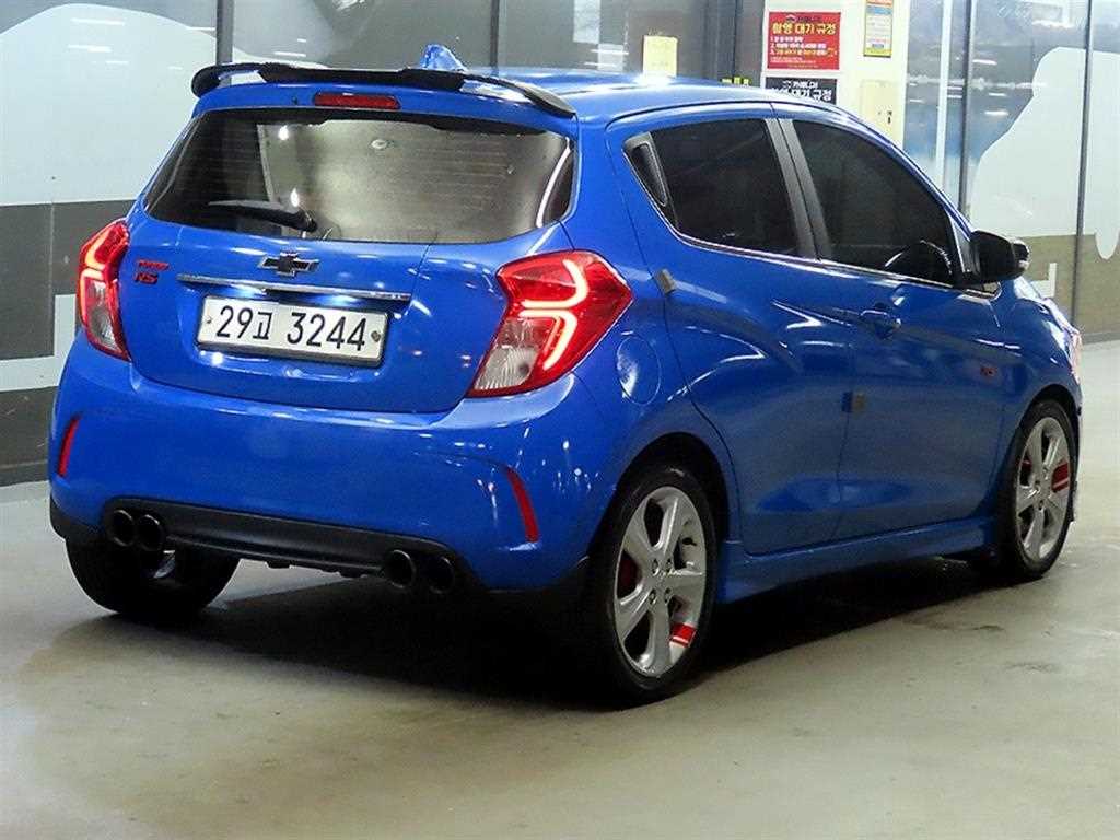 Chevrolet Spark - Vista 5