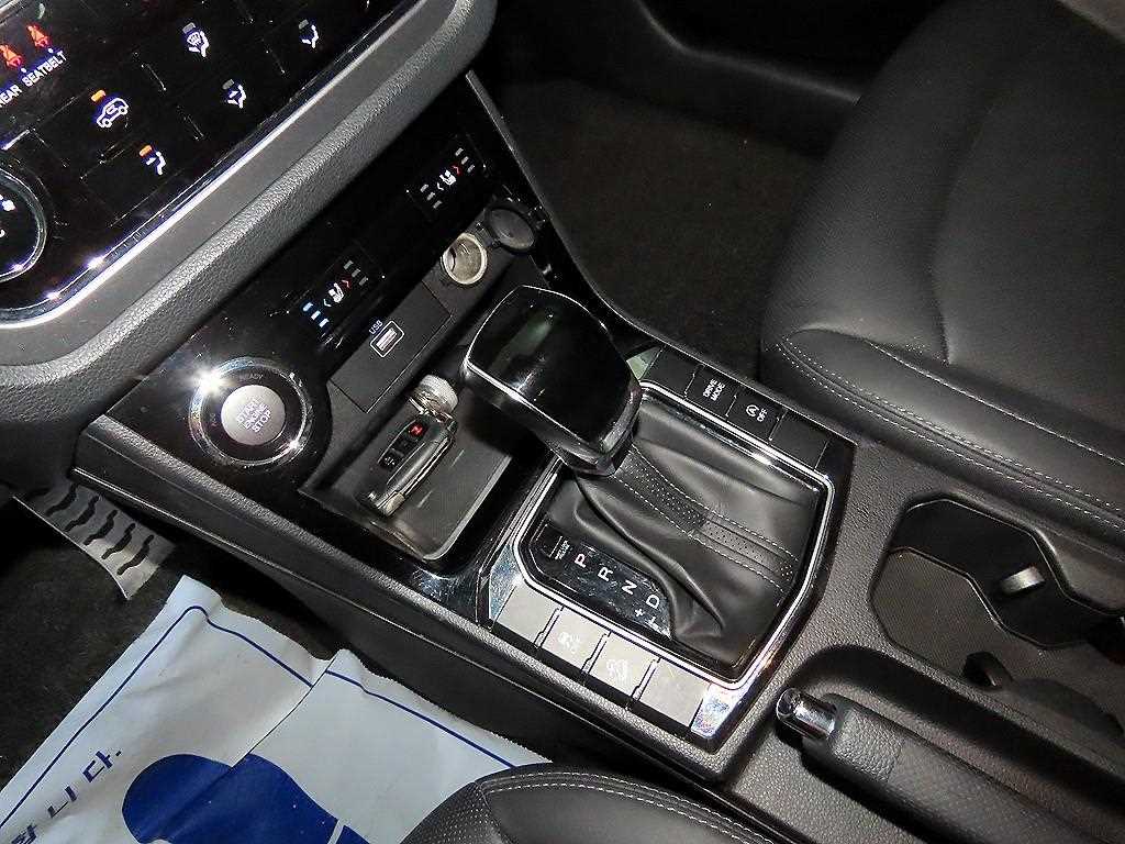 Ssangyong Korando - Vista 12