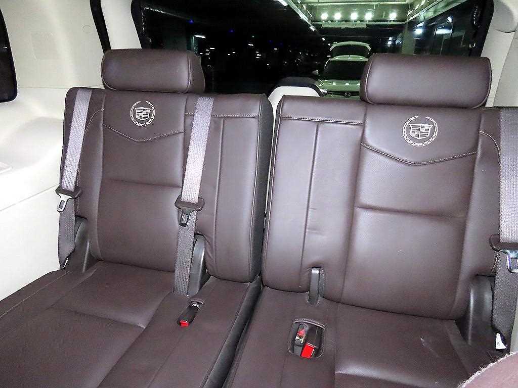 Cadillac Escalade - Vista 8