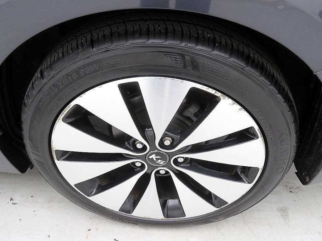 KIA K5 2011 Gris - Importación desde Corea - HF Imports Iquique - Foto 19