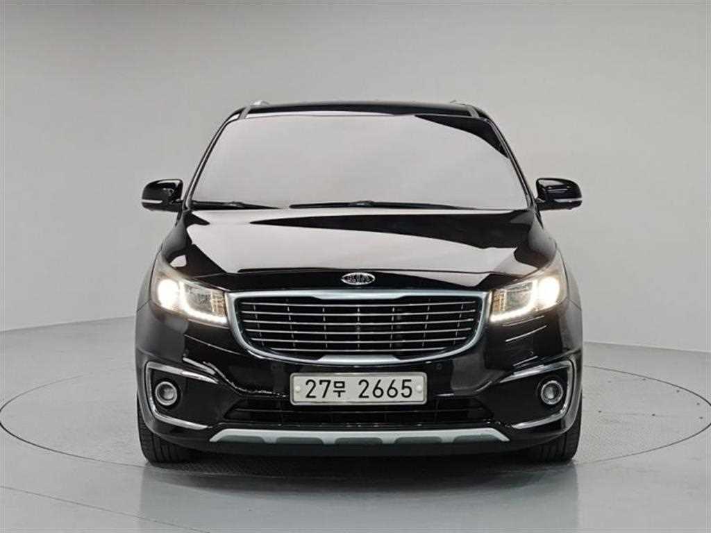 KIA Carnival 2017 Negro - Importación desde Corea - HF Imports Iquique - Foto 1