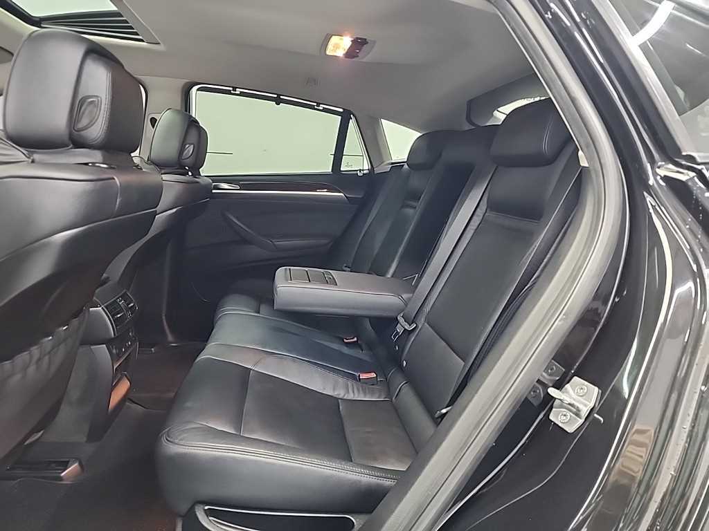 BMW X6 - Vista 12