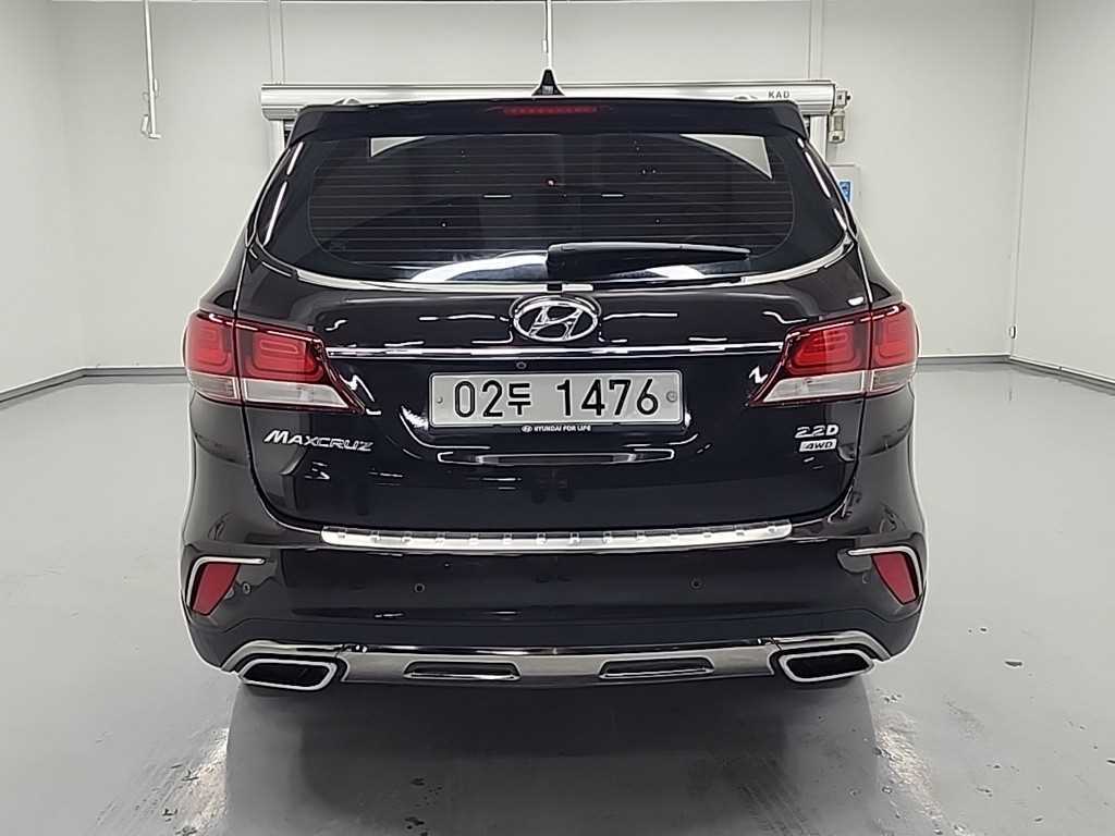 HYUNDAI Maxcruz - Vista 3