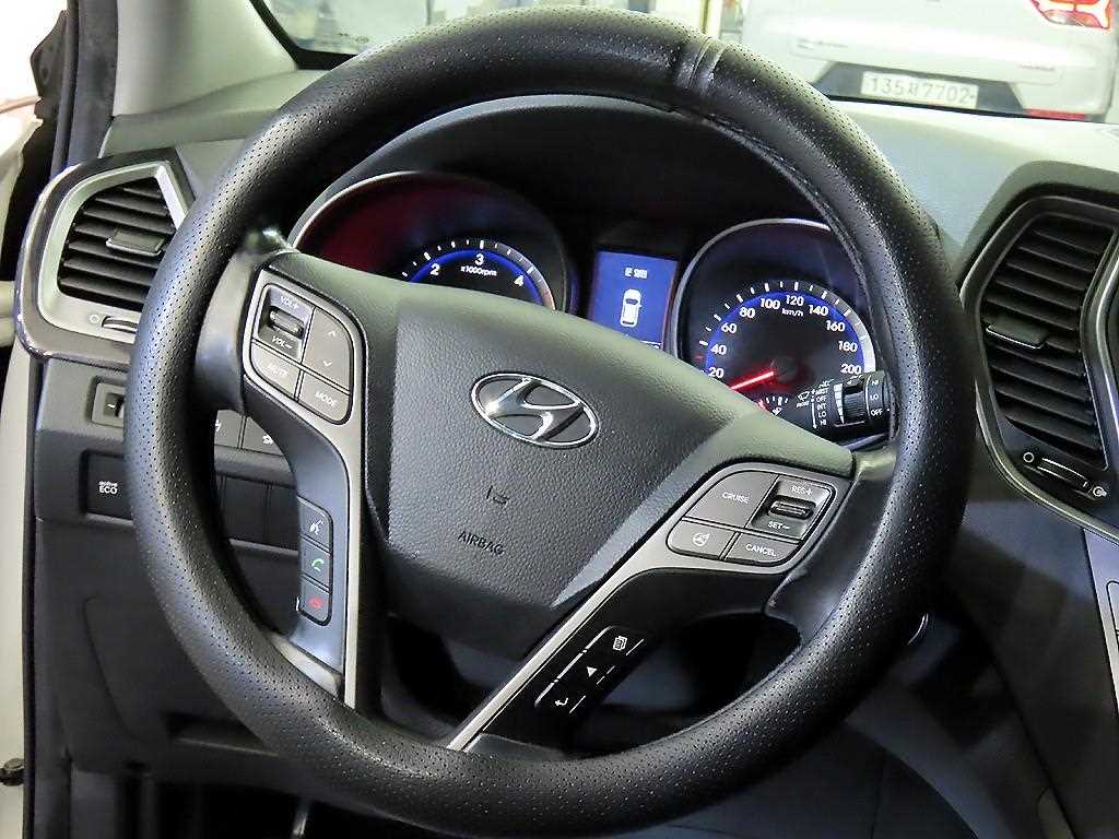 HYUNDAI Santa Fe - Vista 8