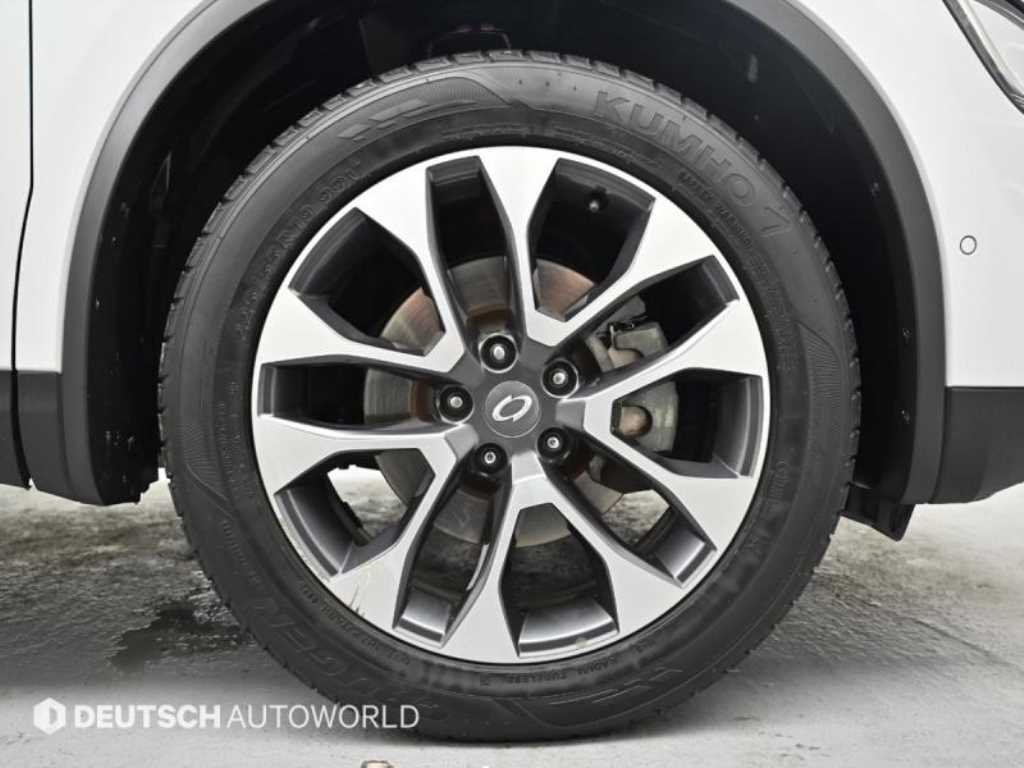 SAMSUNG QM6 - Vista 5