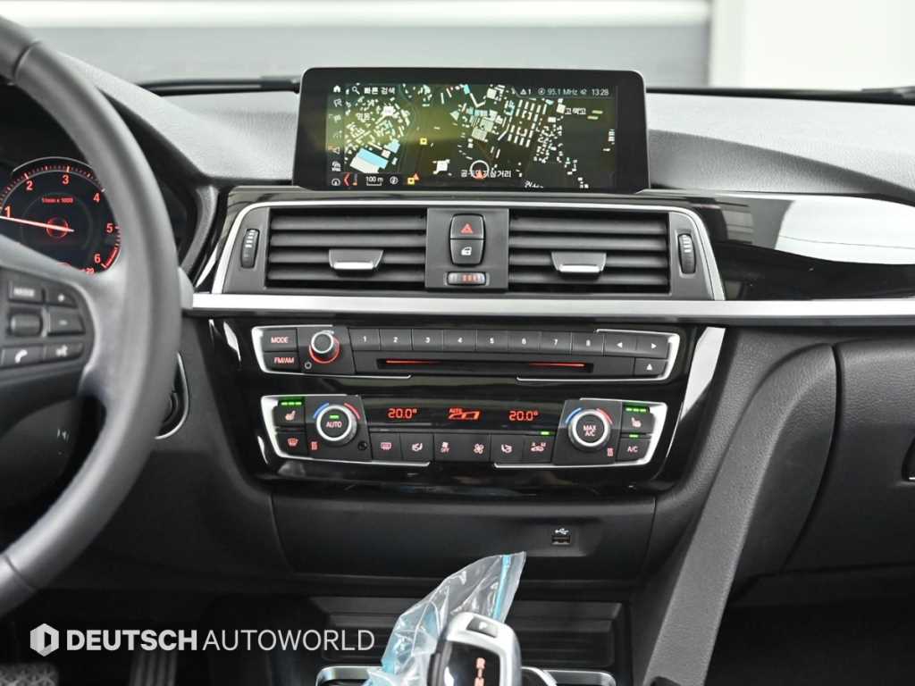 BMW 3 series 2018 Gris - Importación desde Corea - HF Imports Iquique - Foto 14