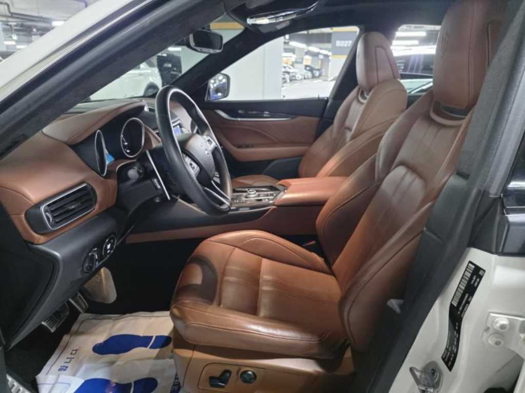 Maserati Levante - Vista 5