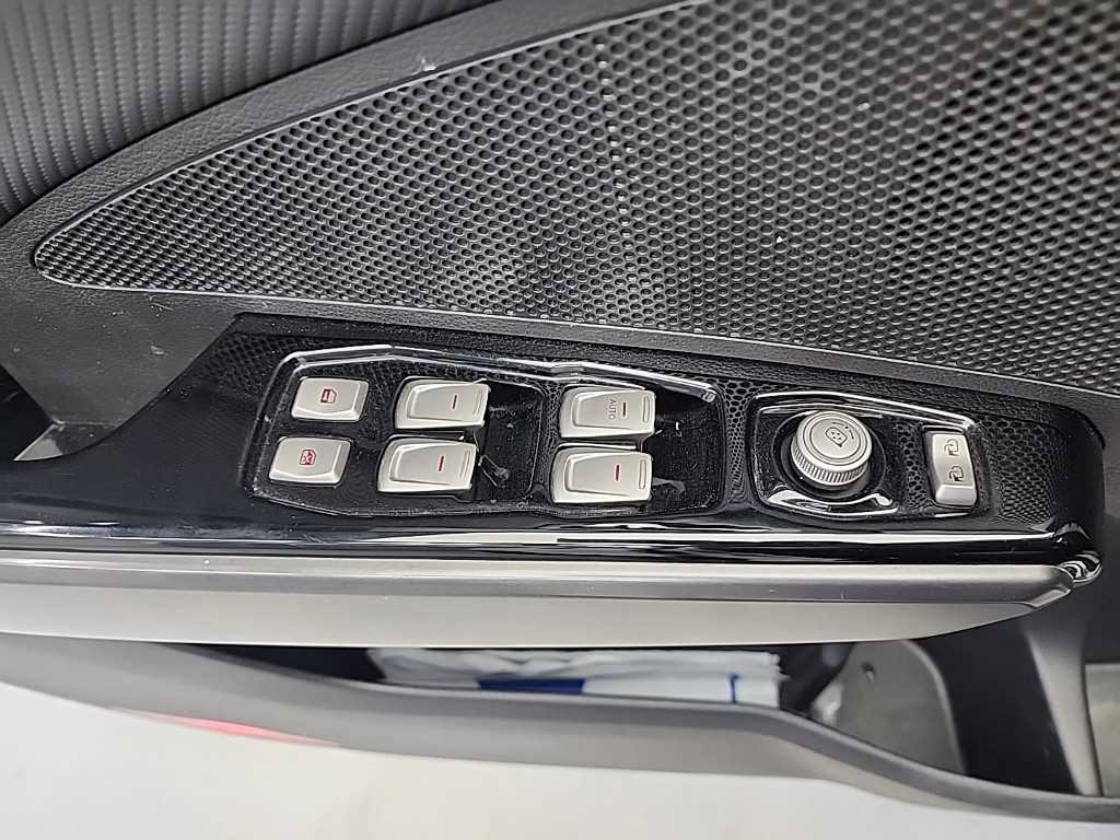 Ssangyong Tivoli 2017 Blanco - Importación desde Corea - HF Imports Iquique - Foto 16