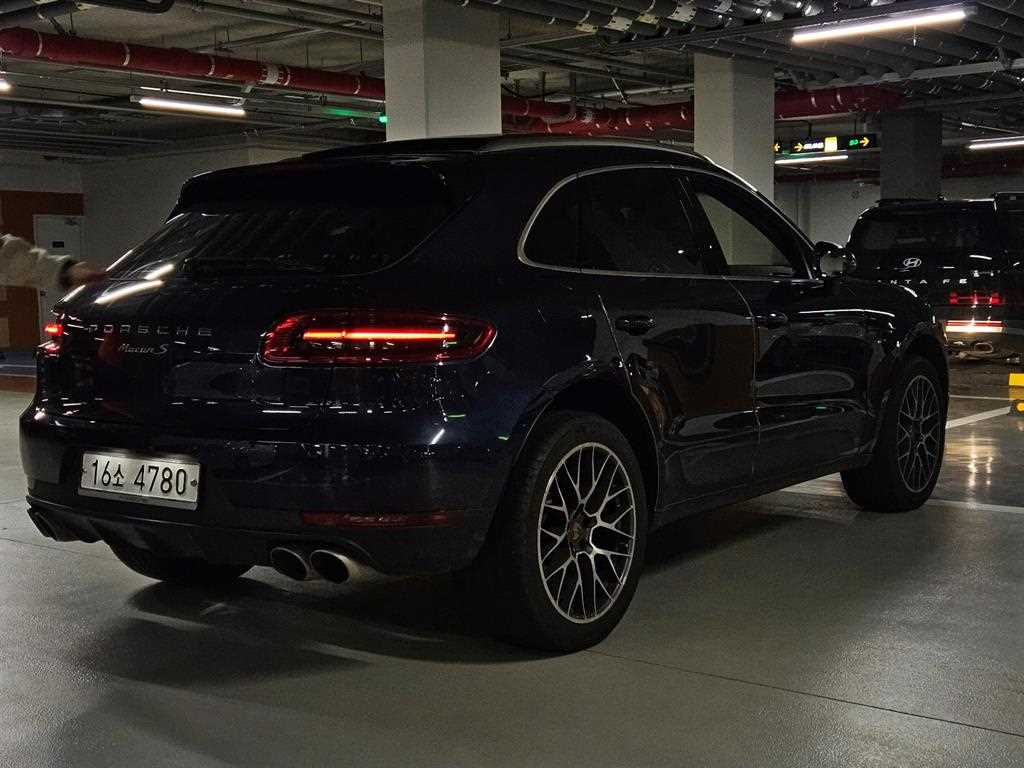 Porsche Macan - Vista 7