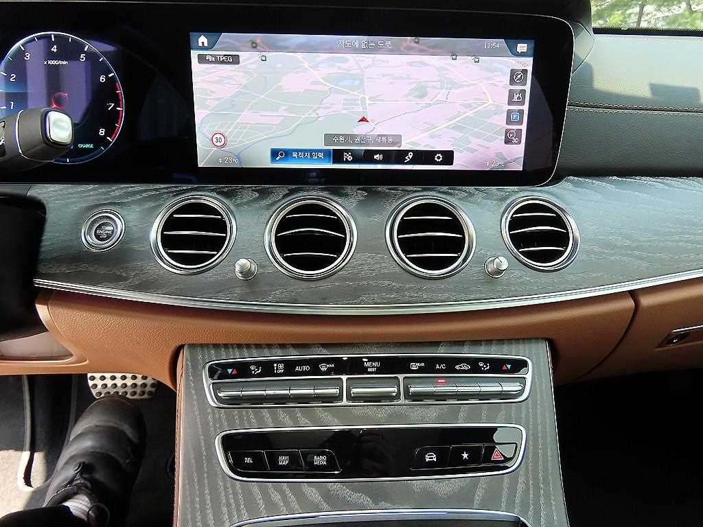 Mercedes Benz E class 2021 Blanco - Importación desde Corea - HF Imports Iquique - Foto 13