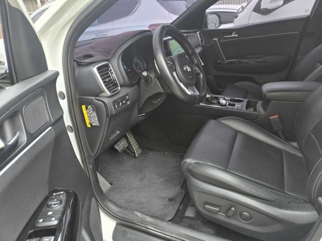 KIA Sportage - Vista 9