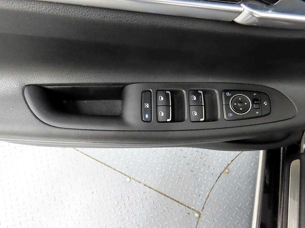 HYUNDAI Grandeur - Vista 11