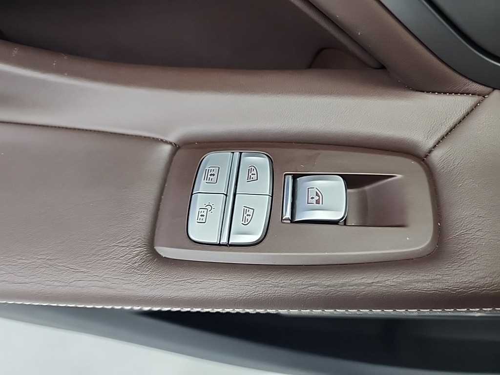 BMW 7 Series 2016 Negro - Importación desde Corea - HF Imports Iquique - Foto 17