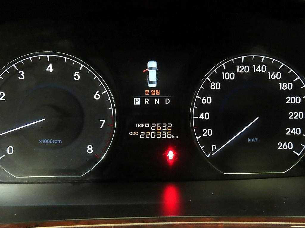 HYUNDAI Equus - Vista 9