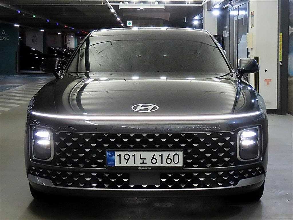 HYUNDAI Grandeur - Vista 2