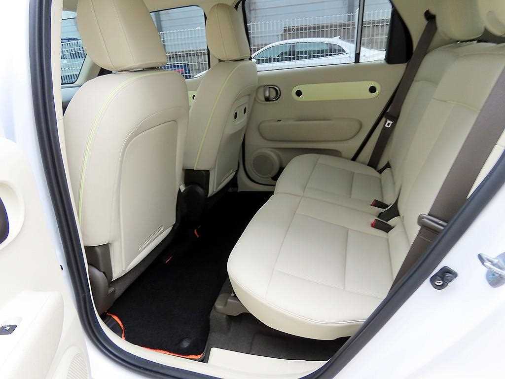 HYUNDAI Casper - Vista 6