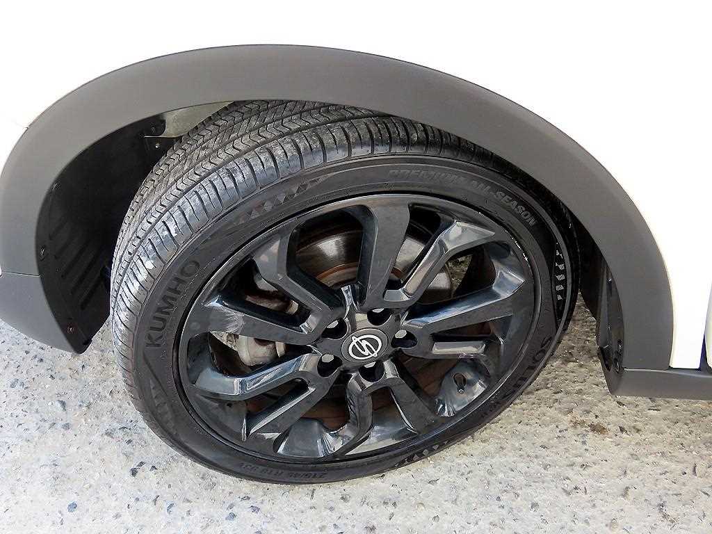 Ssangyong Tivoli 2015 Blanco - Importación desde Corea - HF Imports Iquique - Foto 20