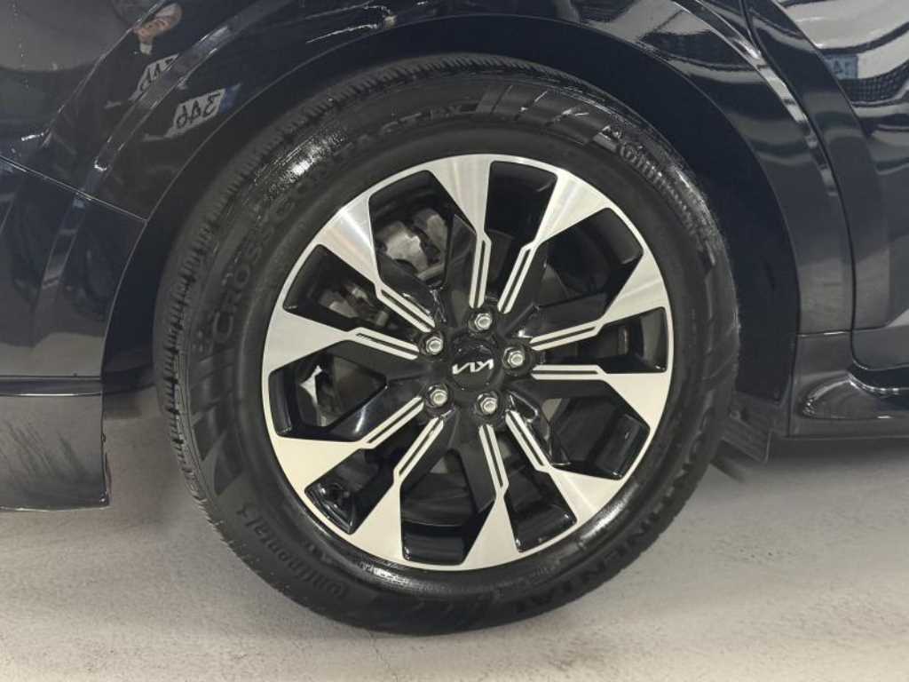 KIA Carnival - Vista 5