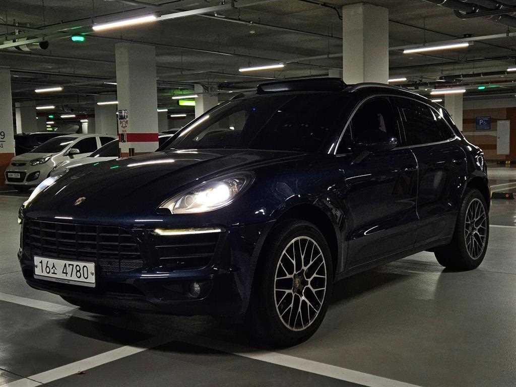 Porsche Macan - Vista 4