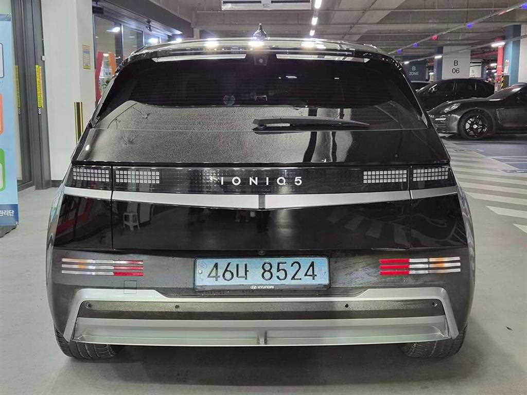 HYUNDAI Ioniq 5 - Vista 5