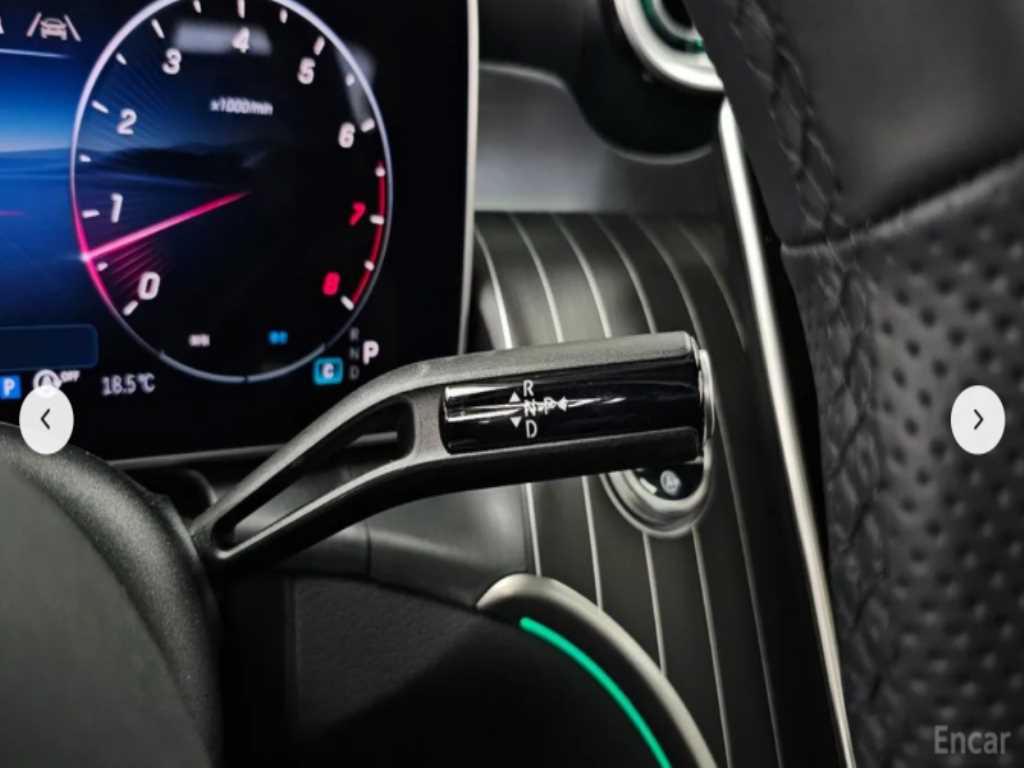 Mercedes Benz GLC Class - Vista 9