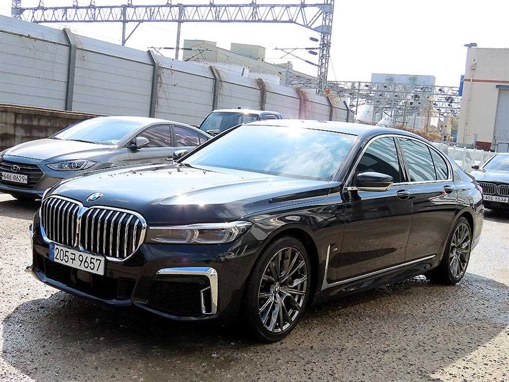 BMW 7 Series - Vista 2