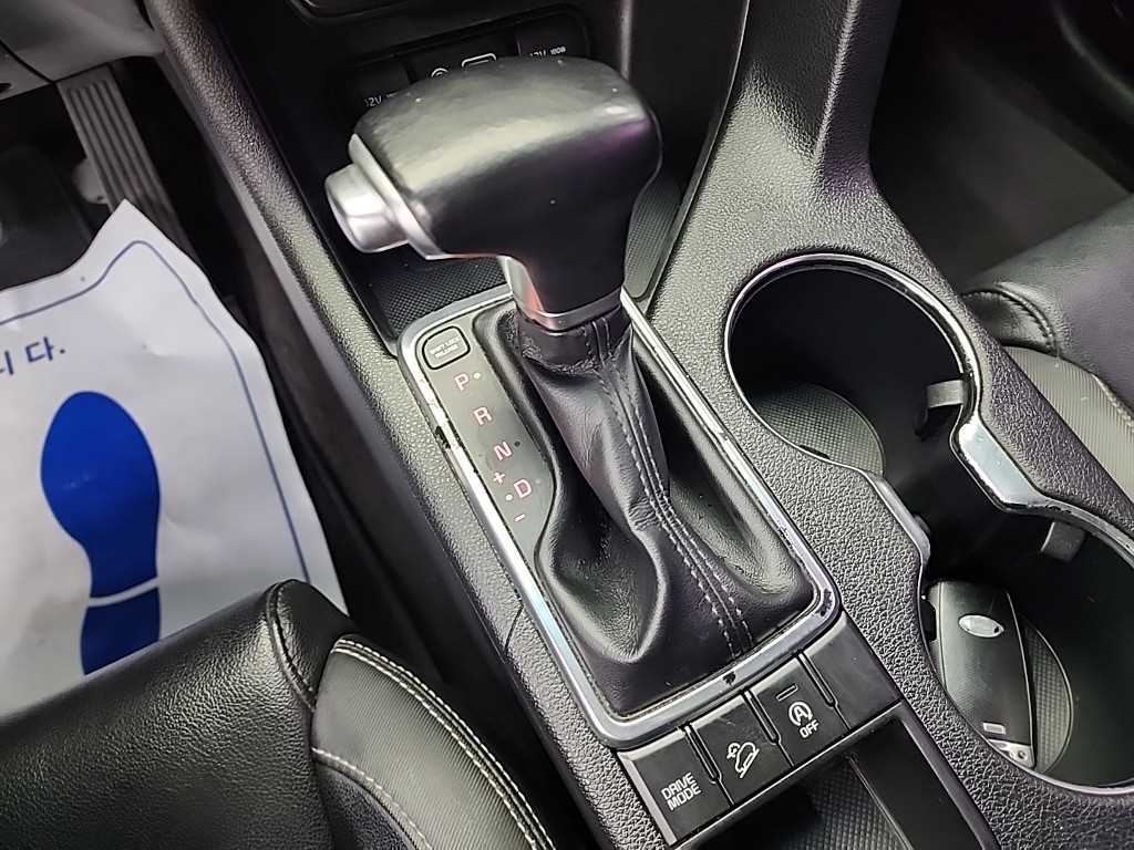 KIA Sportage - Vista 8