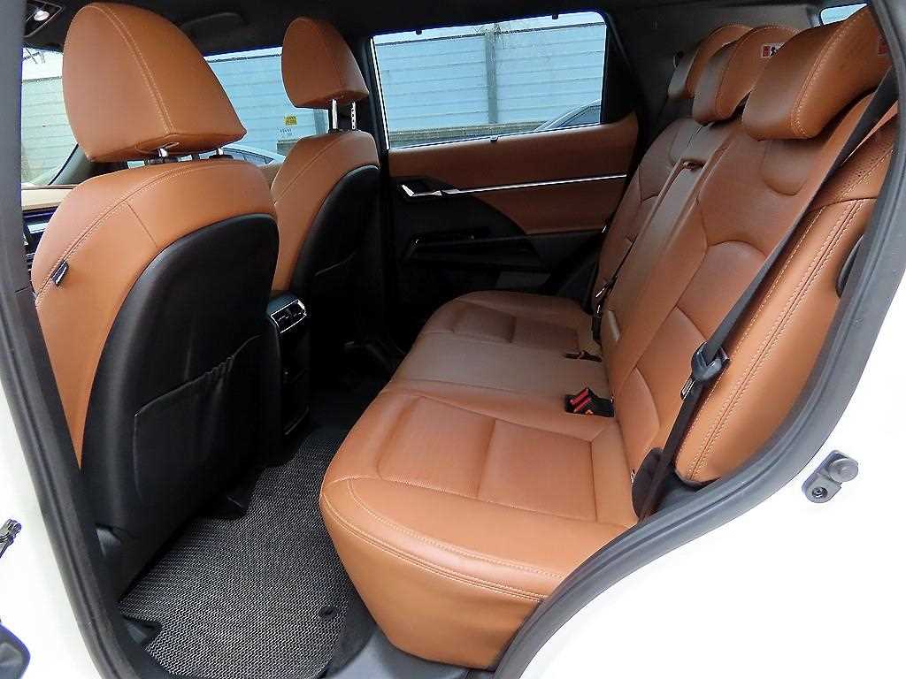 Ssangyong Torres - Vista 6