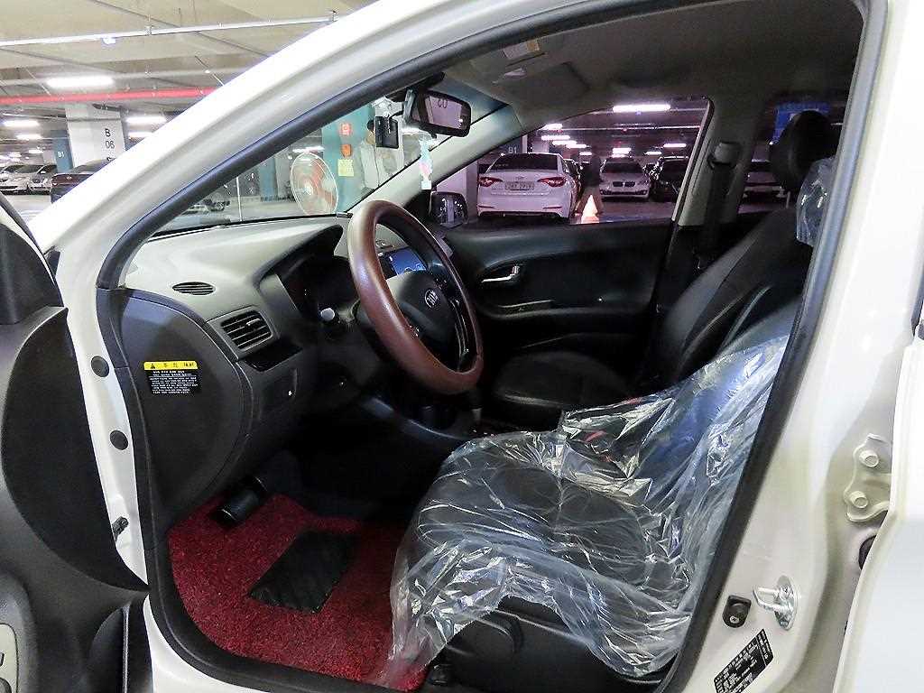 KIA Morning - Vista 6